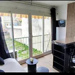 Le Clos Des Bains Apartmán *