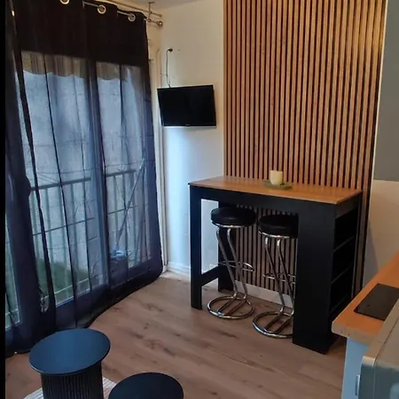 Le Clos Des Bains Apartamento